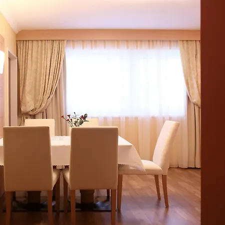 Hotel Gotthard-zeit 4*