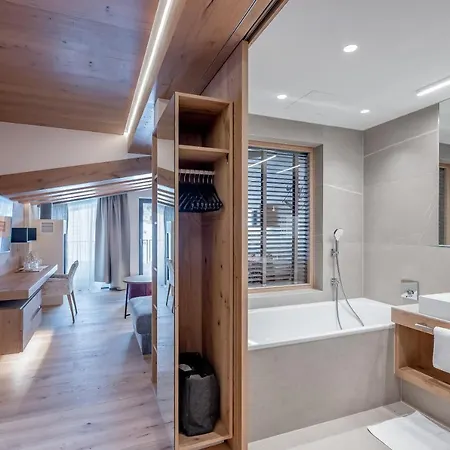 Gotthard-zeit Hotel