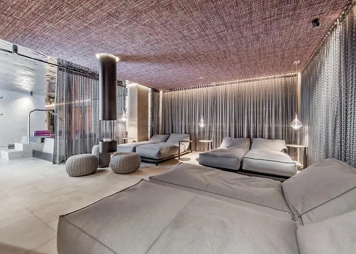 Gotthard-zeit Hotel 4*