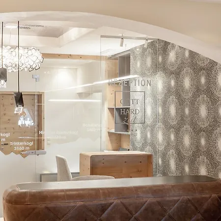 圣哥达时间酒店 酒店 4*