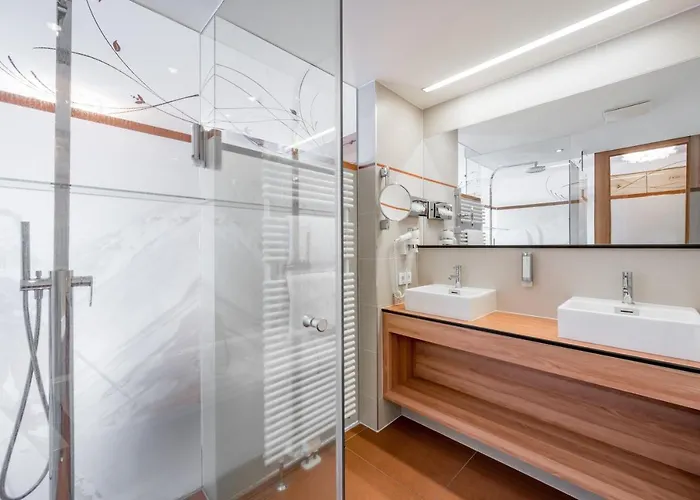 Gotthard-zeit Hotel 4*