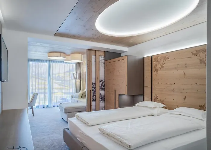 Gotthard-zeit Hotel 4*